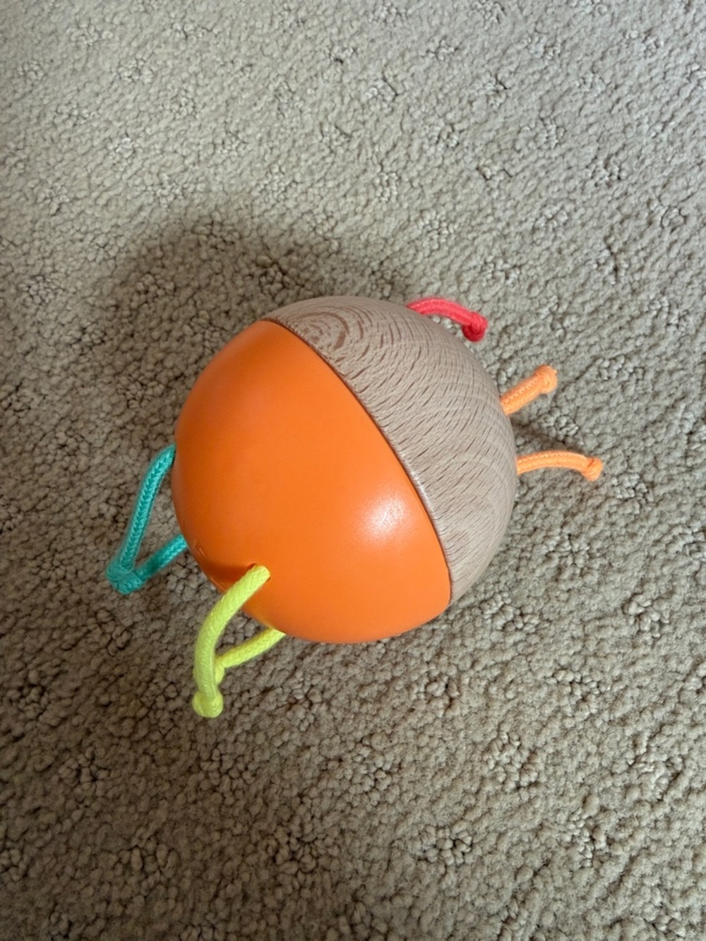 Lovevery pincher pull ball with chime